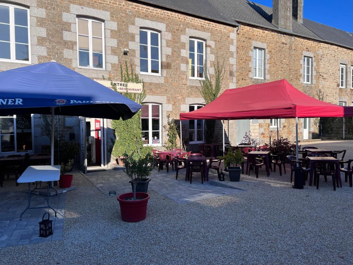 Hotel Au Pere Tranquille Tinchebray-Bocage Exterior foto
